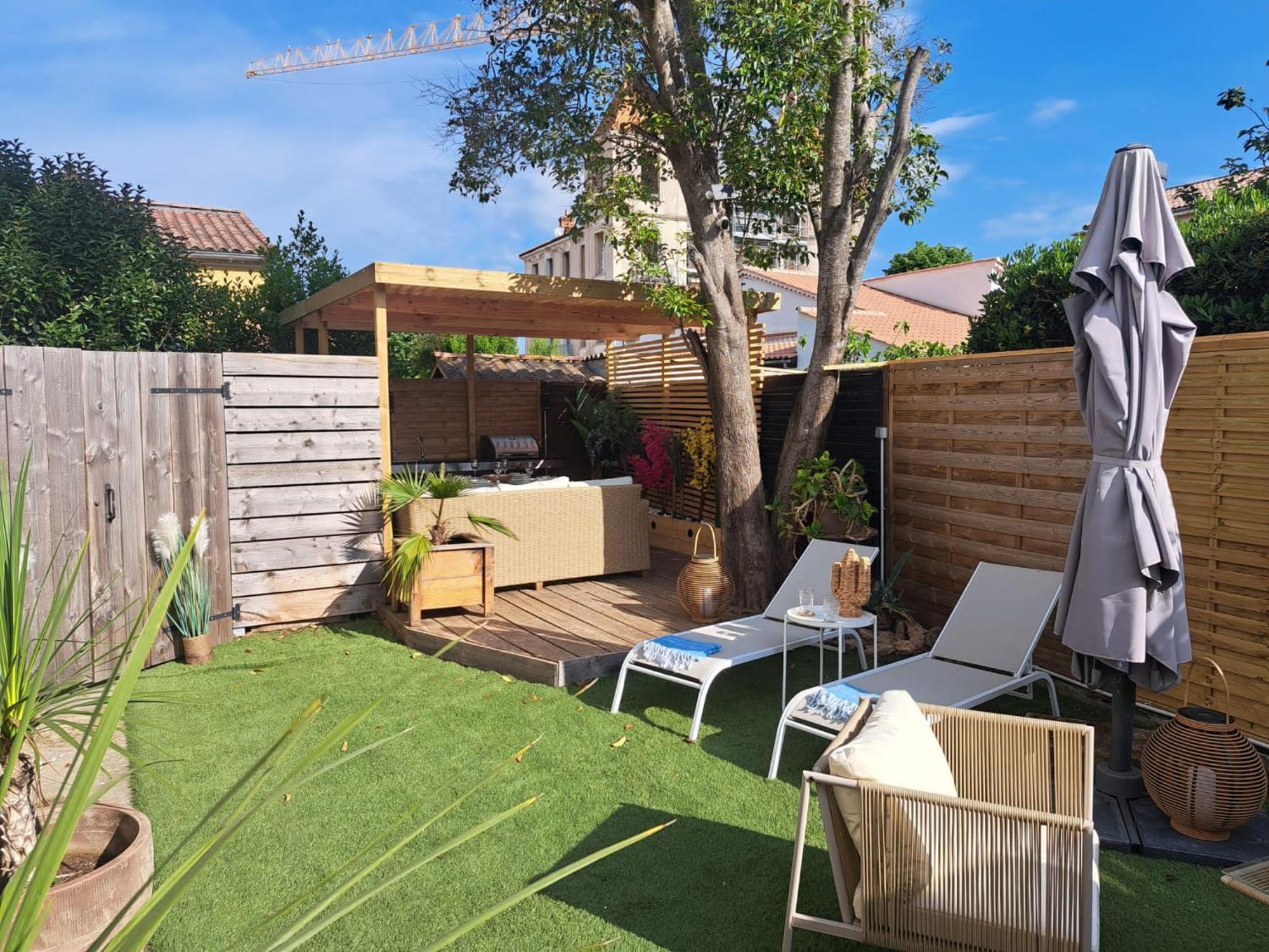 Magnifique appartement 2 chambres avec 50 m2 de jardin privatif La Crau Extérieur photo
